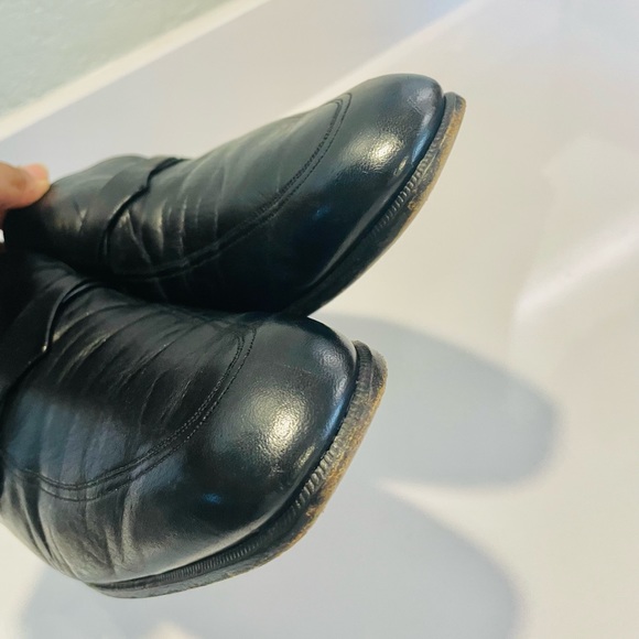 Bally of Switzerland vintage black leather loafers main image 7